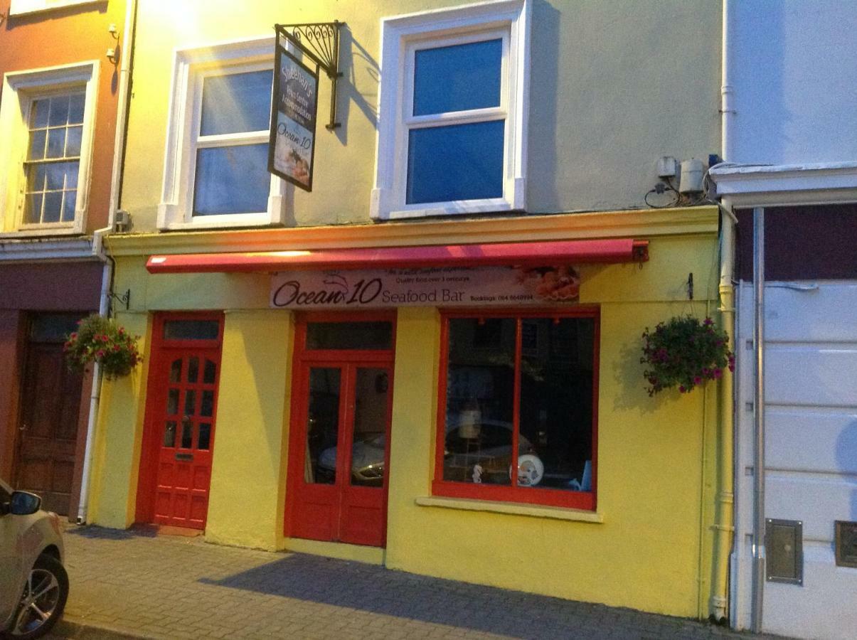 Sheehans On Main Street Kenmare Bagian luar foto